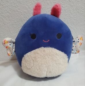 NWT Luya, The Moth, 8" Rare Tag Squishmallows